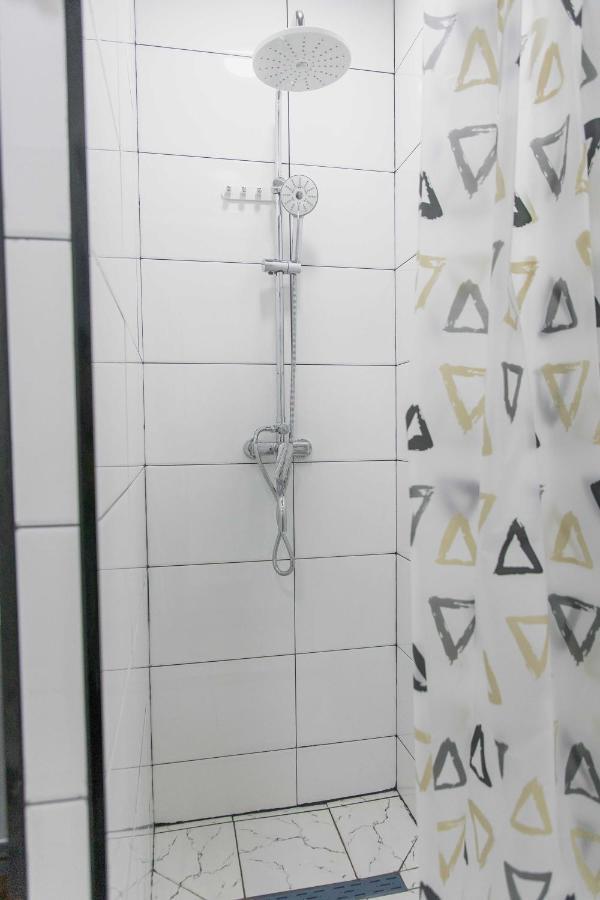 Safarov'S Family Hostel タシュケント エクステリア 写真